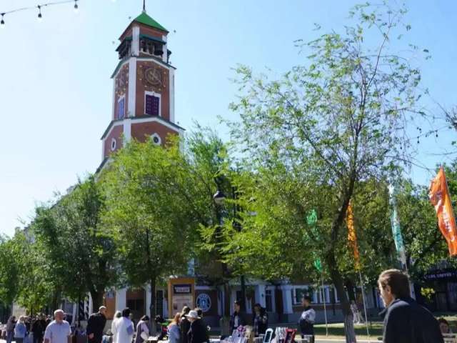 В центре Оренбурга празднично: мэрия поделилась фотографиями с Дня города