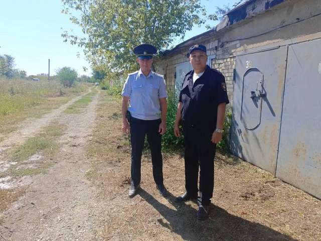 Потерял сознание из-за угарного газа: полицейский спас гайчанина из погреба