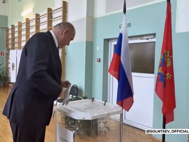 Губернатор Оренбуржья Евгений Солнцев проголосовал на выборах