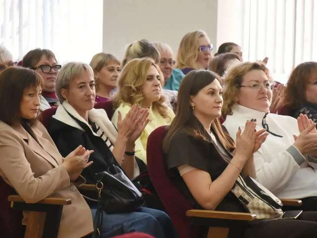 В Оренбурге чествовали лучших работников автомобильного и городского пассажирского транспорта