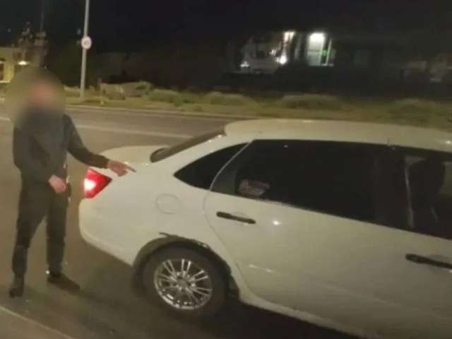 Оренбургские полицейские задержали пассажира автомобиля с запрещенным веществом 