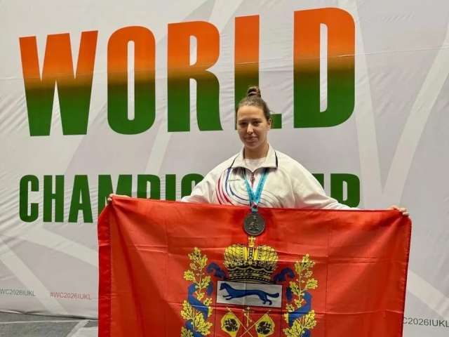 Оренбурженка Ксения Кузьмичева – вице-чемпионка мира по гиревому спорту