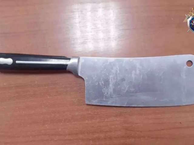 В Орске правоохранители задержали пьяного жителя города с ножом