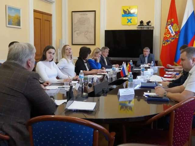 Выходить из тени: в Оренбурге говорили о методах борьбы с нелегальной занятостью 