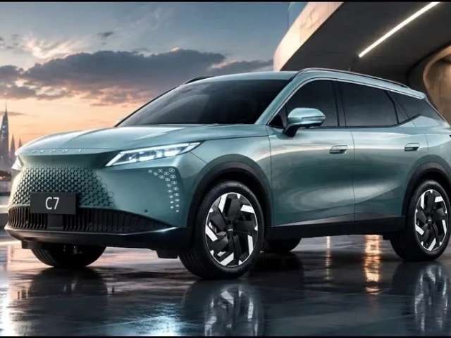 ▎Отмеченный «Золотым Пегасом»: OMODA C7 ждёт оренбуржцев в Ника Авто