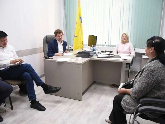Лавочки за две недели и субботник в Стройгородке: итоги приёма граждан у мэра Оренбурга 