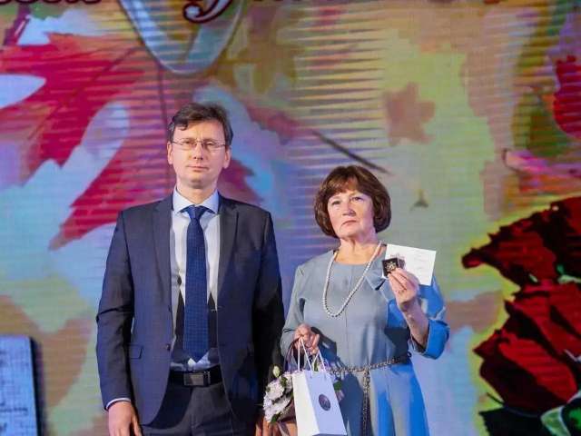 В Оренбуржье в День учителя чествовали лучших педагогов региона