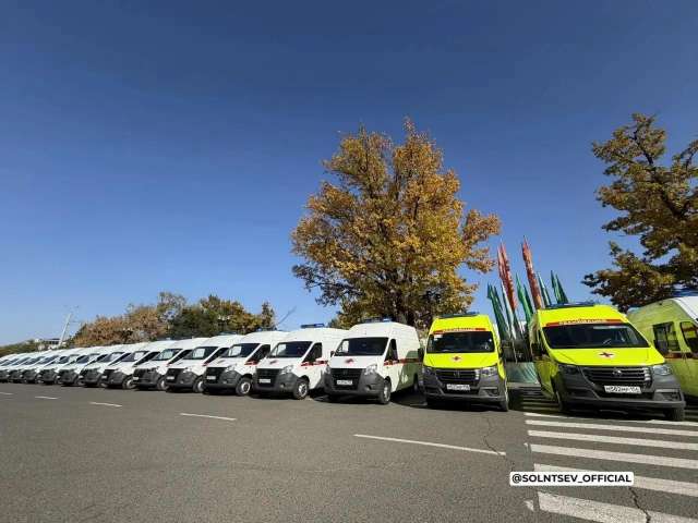 32 новых автомобиля пополнили автопарк скорой помощи Оренбуржья