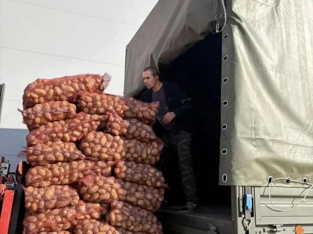 Медики Оренбуржья отправили бойцам СВО 10 тонн картофеля