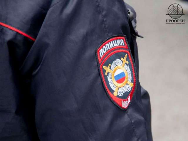 В Орске пьяный водитель «Шевроле Вива» едва не проехал по оживленной детской площадке
