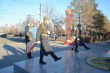 В Оренбурге в День неизвестного солдата возложили цветы у «Вечного огня»
