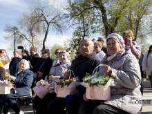 В парке им. Ленина в Оренбурге станцевали Вальс Победы