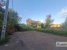 На Одесской в Оренбурге дерево упало на провода 