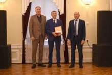Лучшие оренбургские родители получили городские награды