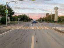 Под Оренбургом столкнулись иномарка и отечественная легковушка 