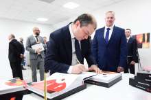 Предприятия «Уральской Стали» во второй раз объединила Прямая линия 