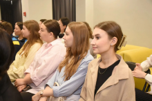 В Оренбурге стартовал Российско‑казахстанский молодёжный форум «Мы+Бiз»