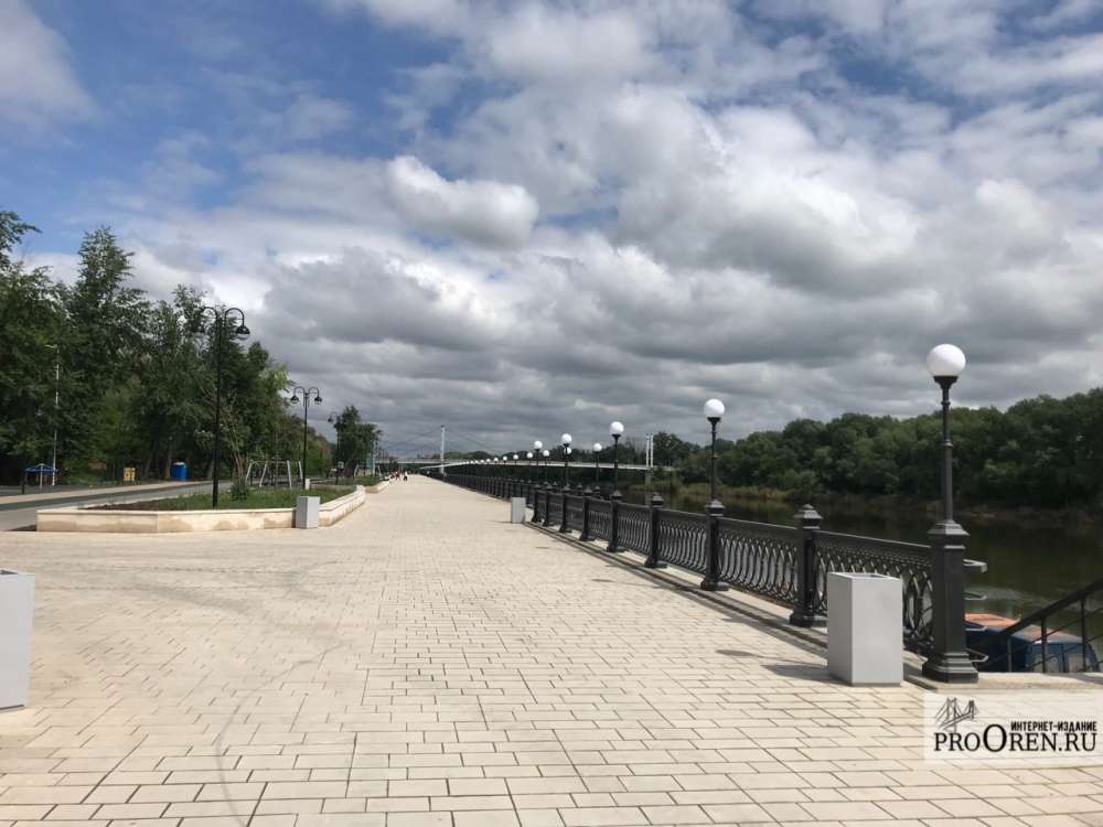 Завтра в Оренбуржье прогнозируется гроза и сильный ветер
