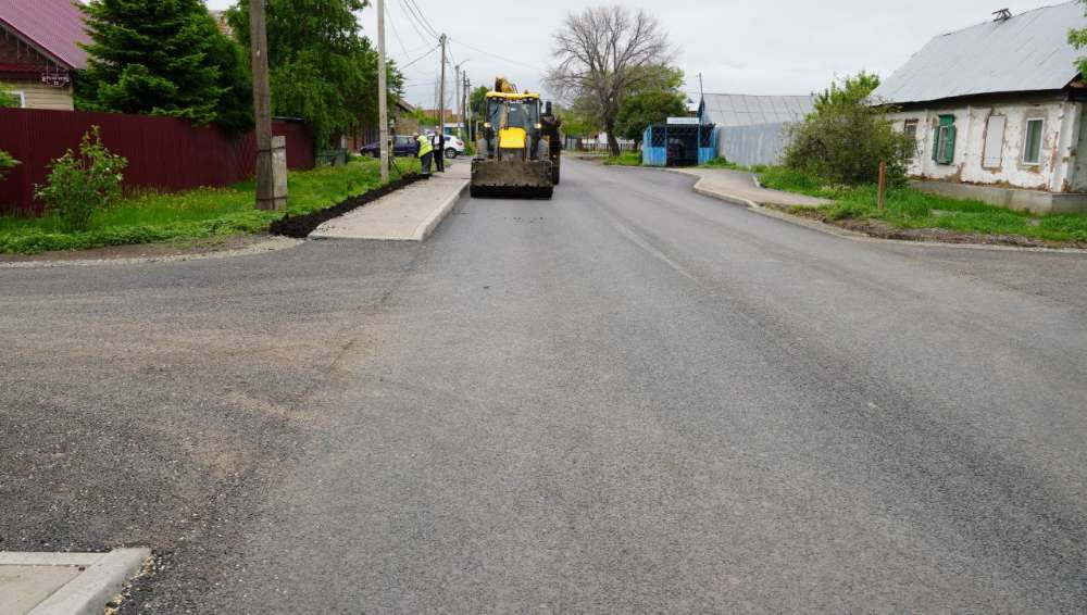 В Оренбурге обновляют дороги к Бердской слободе