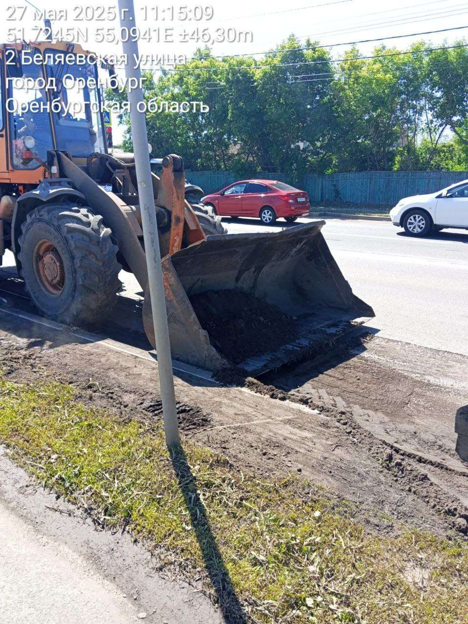 На улицах Оренбурга работают 219 коммунальщиков и 54 единицы спецтехники 