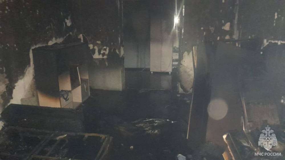 В Бузулуке в многоквартирном доме произошел пожар. Эвакуировано 27 человек