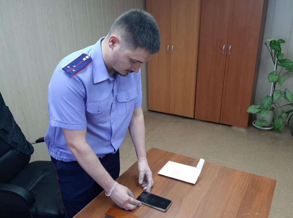 В Сорочинске подростки подозреваются в краже 200 тысяч рублей у знакомого