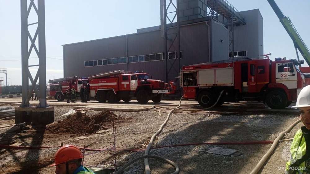В Бузулуке на маслозаводе ликвидировали пожар