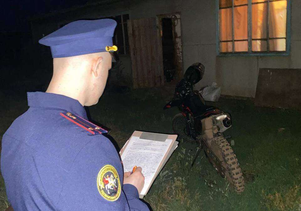 Один убит, другой ранен: конфликт мужчин в Александровском районе завершился трагедией 