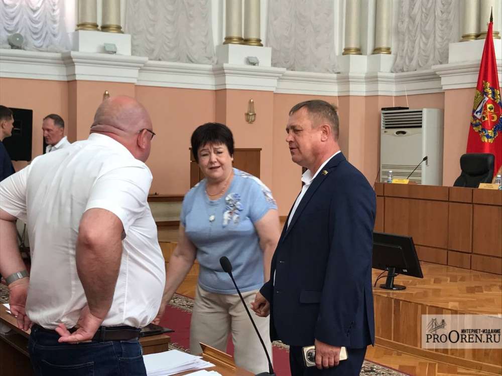 Оппозиция критикует работу мэрии