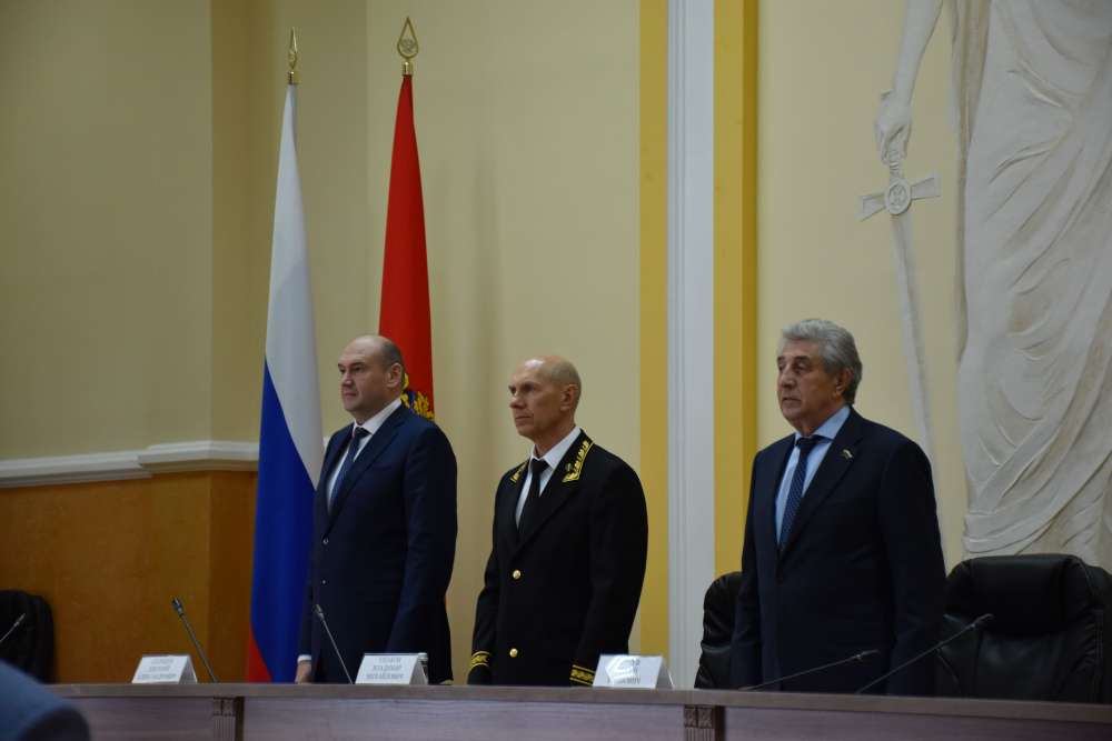 Председателем Оренбургского областного суда вновь избран Владимир Ушаков