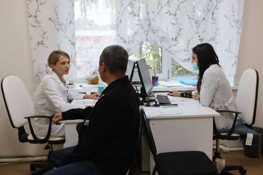 Более 18 тысяч жителей Оренбуржья прошли диспансеризацию благодаря «Поезду здоровья»