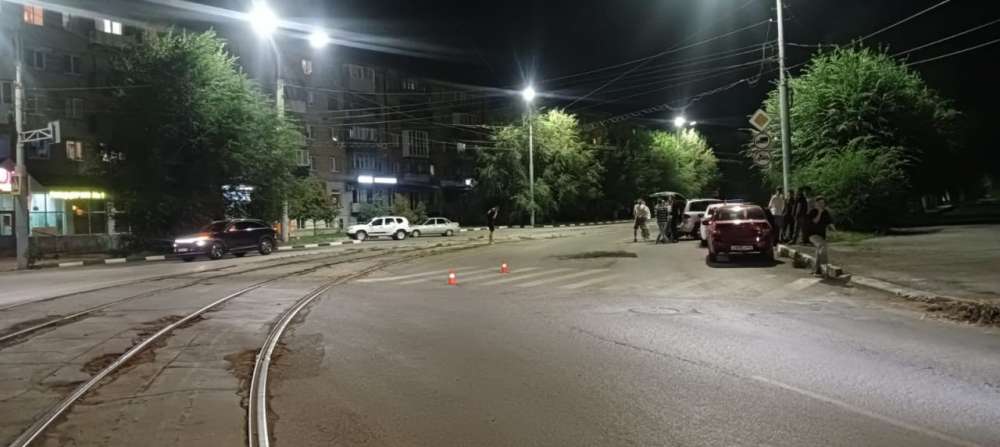В Орске подросток на питбайке сбил 15-летнюю девушку