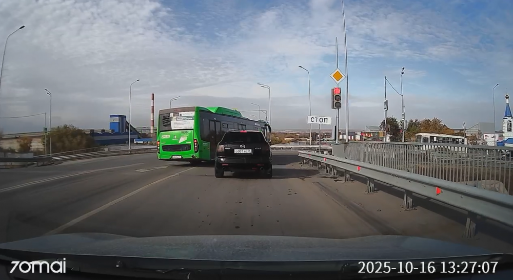 В Оренбурге водителя автобуса наказали за опасное вождение, попавшее на видео