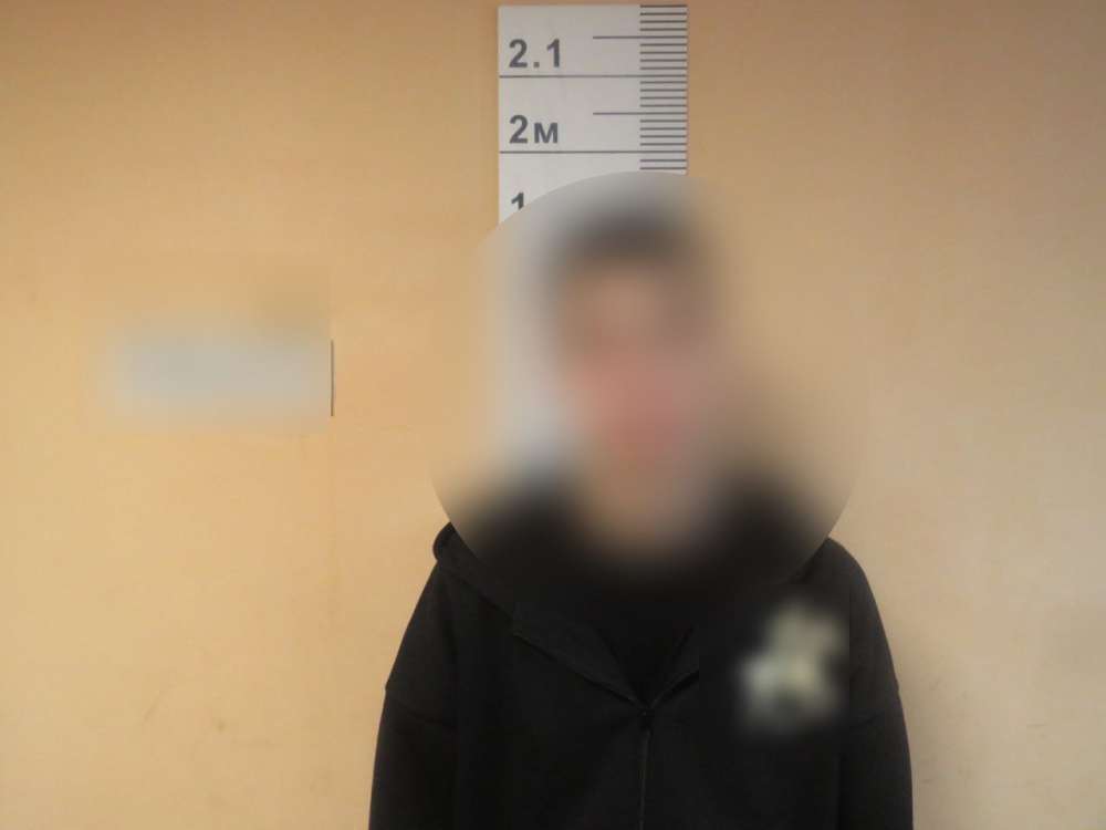 Юный аферист обманул жительниц Оренбурга, оставив их с долгами за 13 «айфонов»