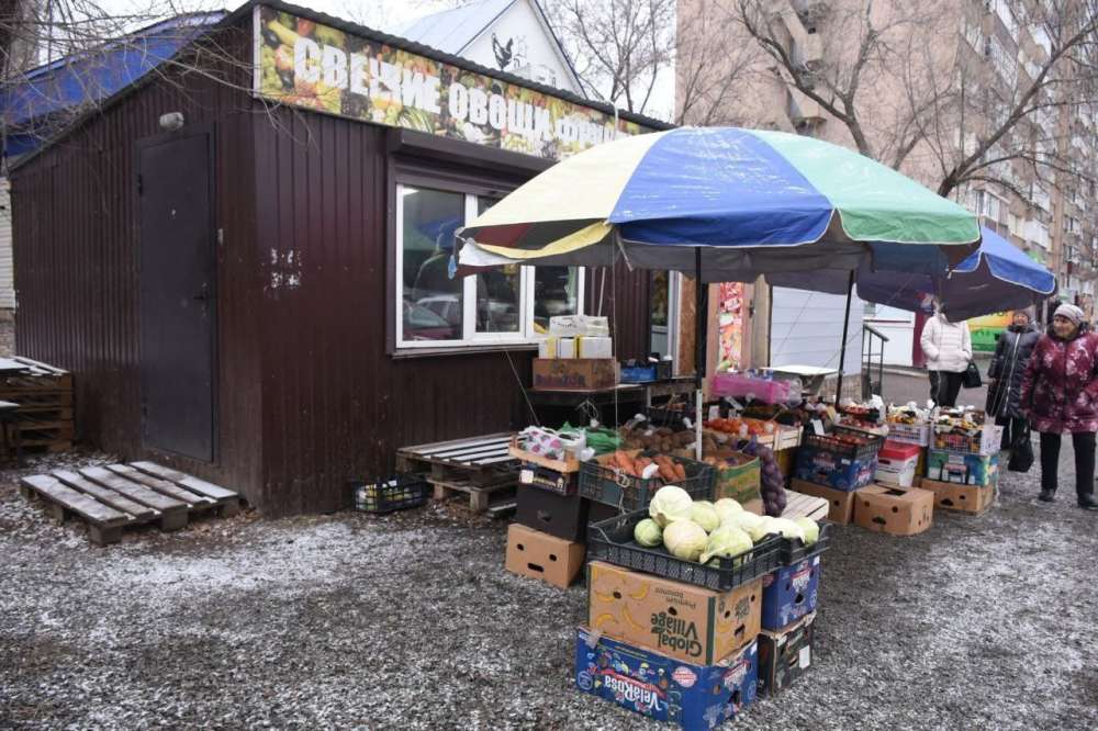 В Оренбурге прошел межведомственный рейд по борьбе с несанкционированной торговлей