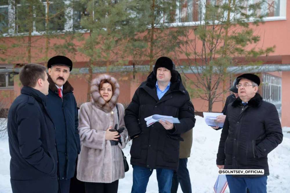 Евгений Солнцев обратил внимание, что корпусам ОГУ нужен ремонт