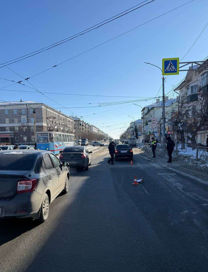 В Орске под колеса машины попал 17-летний пешеход