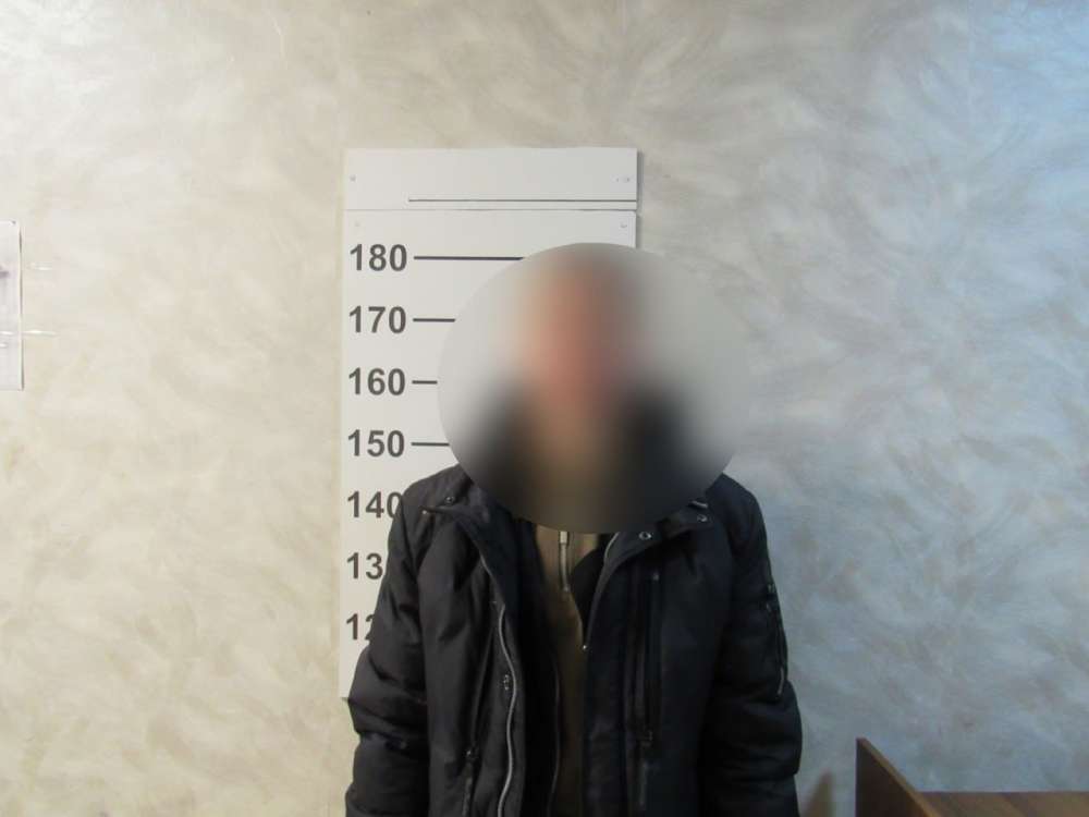 В Оренбурге полицейские пресекли сбыт наркотиков