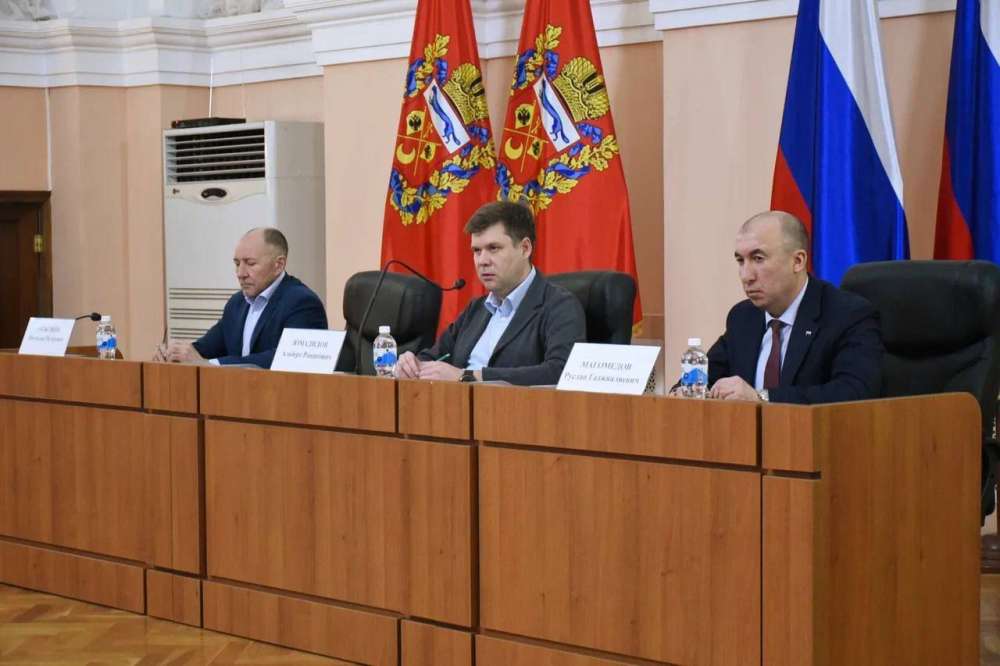 Глава Оренбурга поручил усилить уборку снега в городе