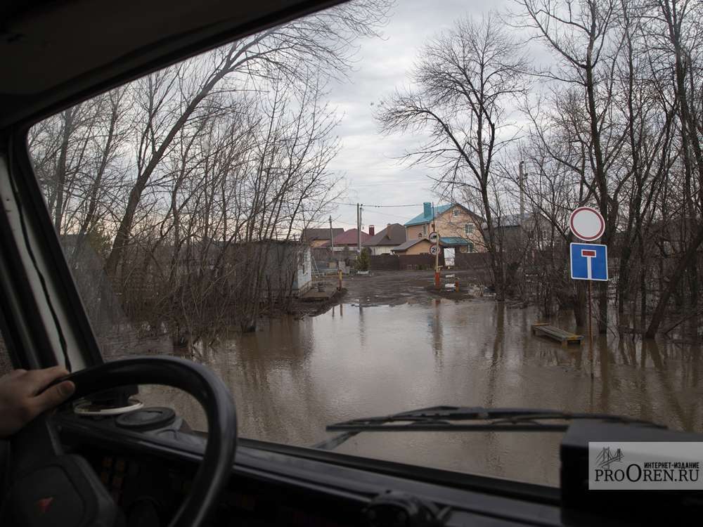 В Оренбуржье из-за паводка закрывают всё больше мостов