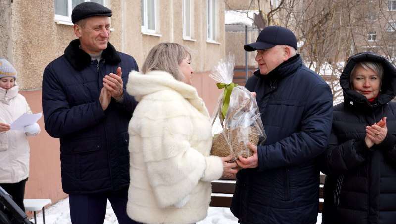 В Оренбурге появился памятный знак Почетному гражданину города Виктору Щепачёву