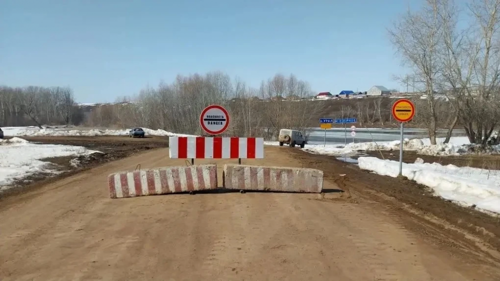 В Оренбуржье из-за паводка закрыли два низководных моста 