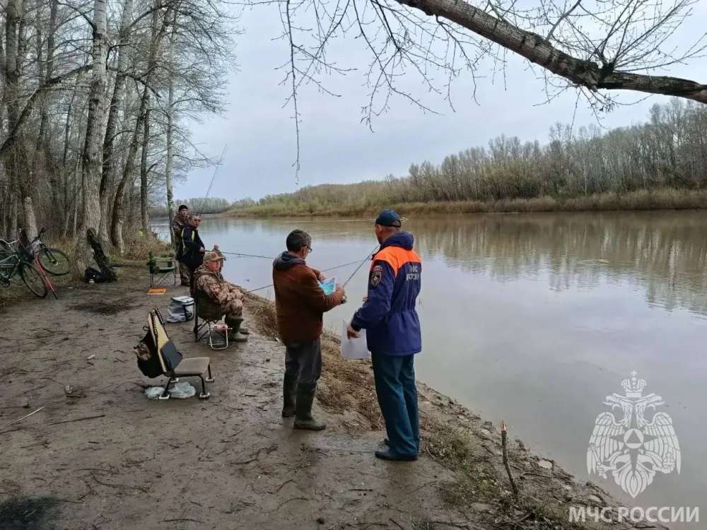 В Оренбурге спасатели провели рейд по безопасности на водоемах