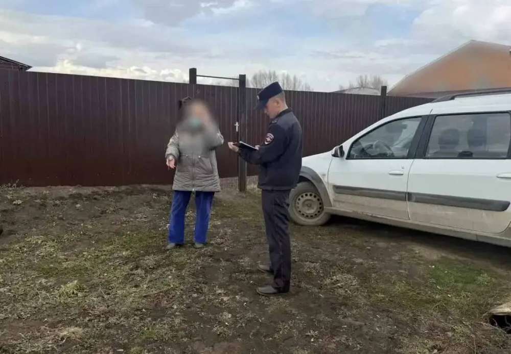В Курманаевском районе мужчина угрожал женщине убийством: возбуждено уголовное дело