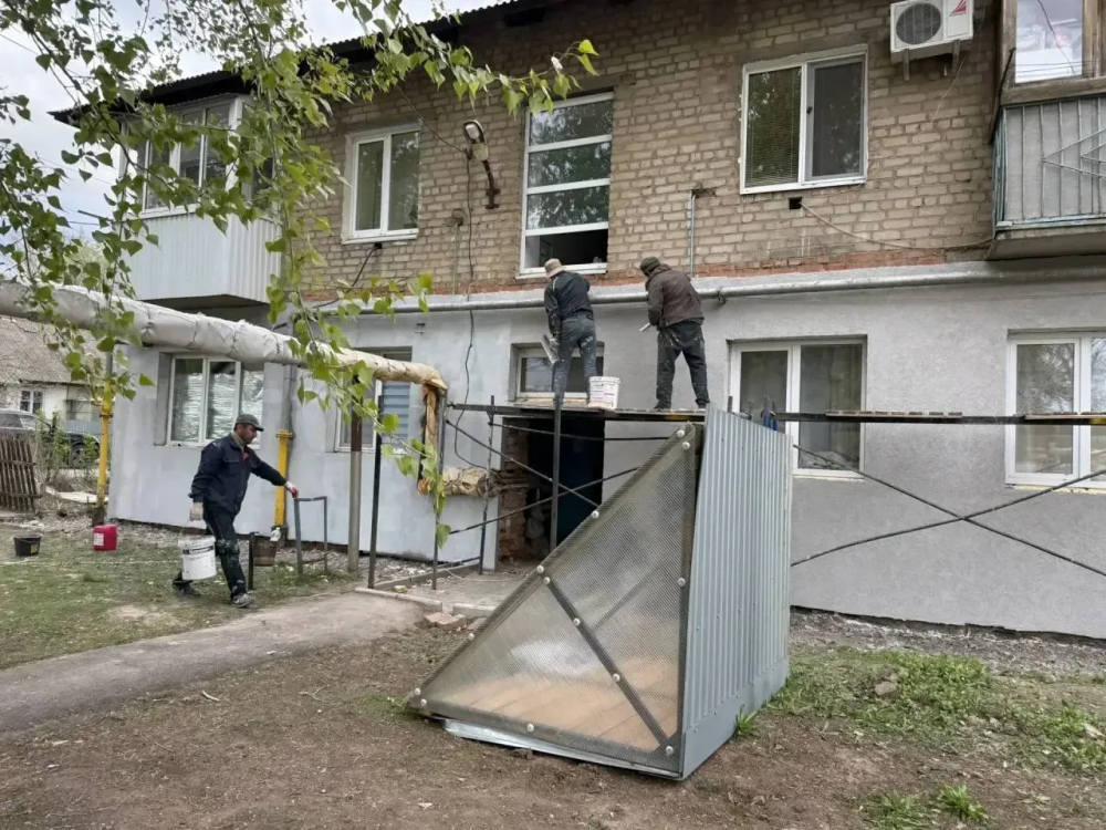 В Оренбурге продолжается восстановление домов после паводка