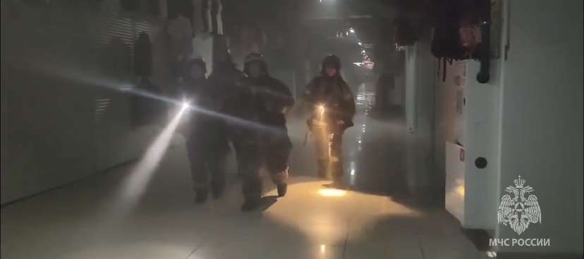 В Оренбурге ликвидировали возгорание в ТК «Локомотив»