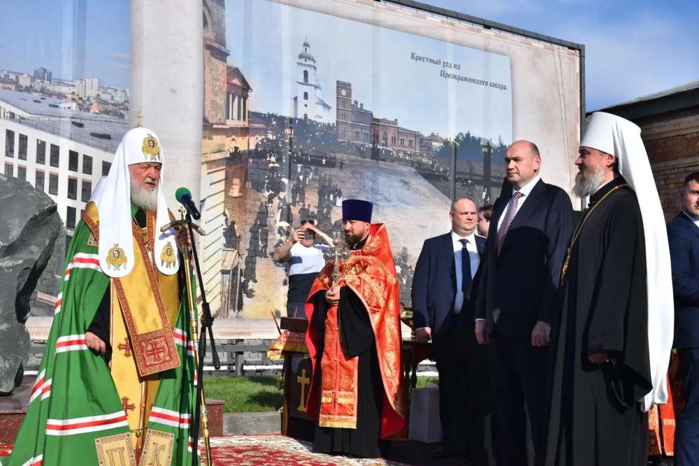 Сегодня в Оренбурге из-за освещения храма Патриархом Кириллом ограничат автодвижение на проезде Нижнем