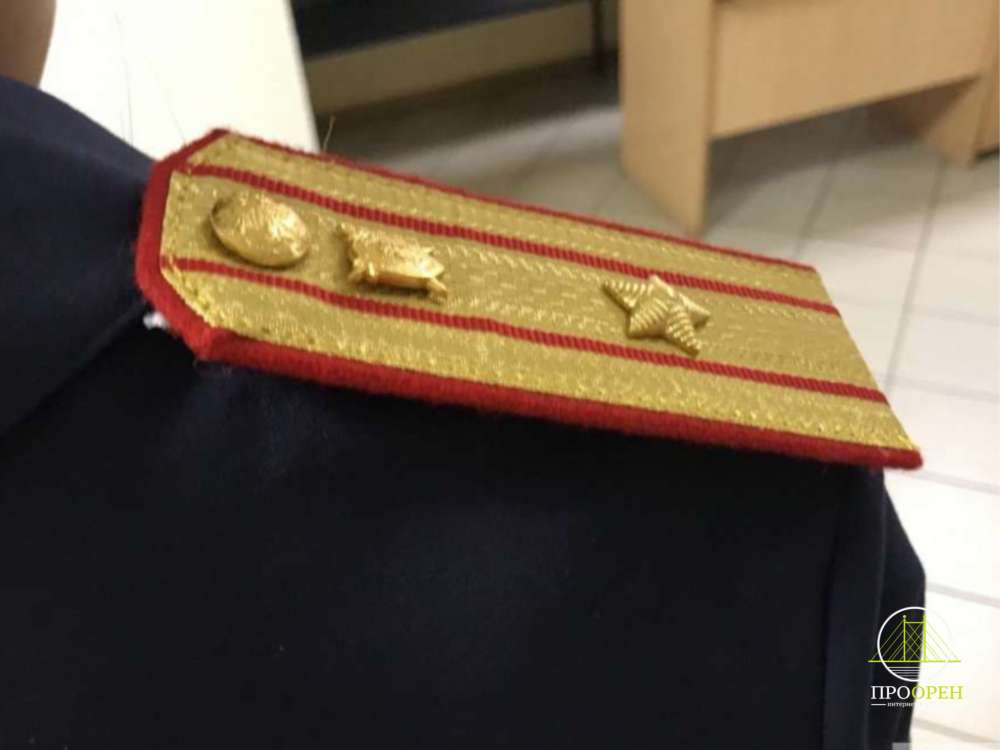 В Оренбурге мужчина подкараулил сожительницу и напал на нее с ножом