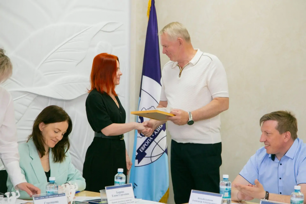 Кто взял «Золотой Меркурий»? В Оренбуржье назвали имена лучших предпринимателей 2025 года