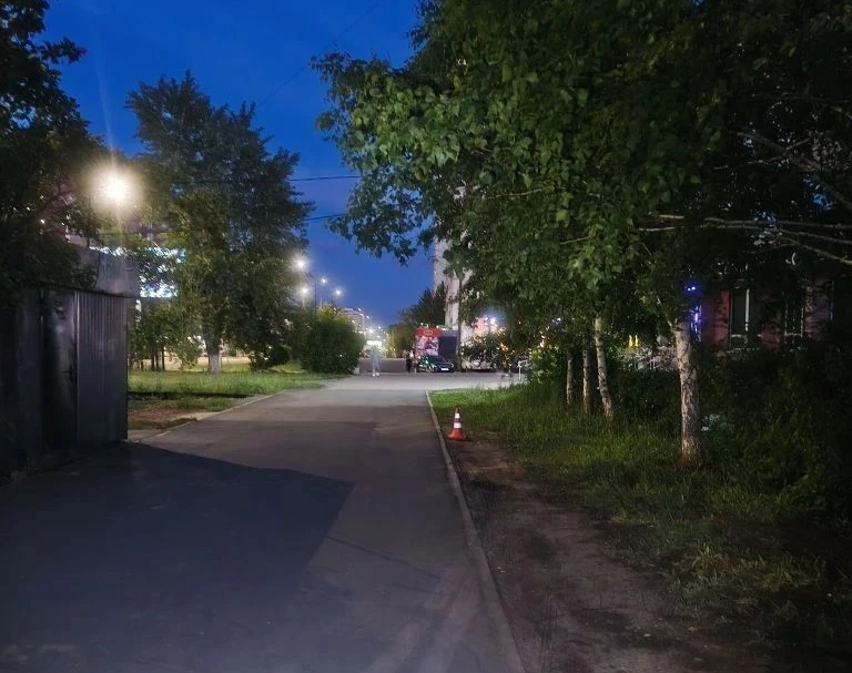 В Оренбурге мотоциклист сбил 11‑летнюю девочку и скрылся. Полиция ищет нарушителя